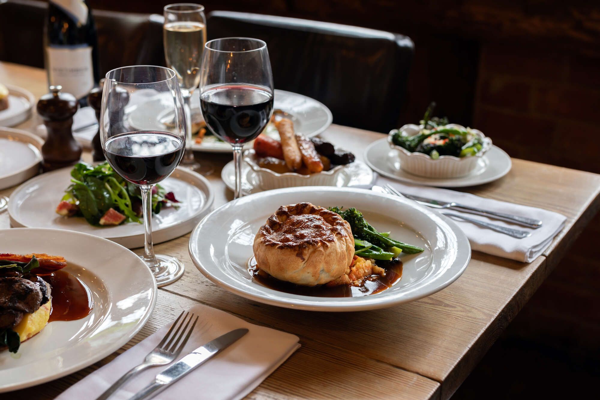 Home - Onslow Arms Clandon